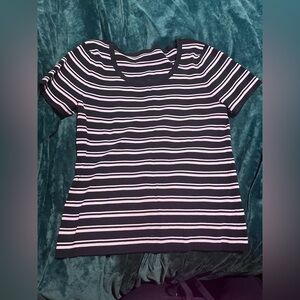 🖤(10 for $10) Striped Black and white Women's Top